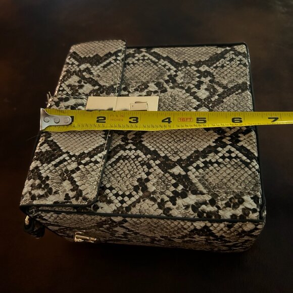 NWT Mango Crossbody Snake Print Bag With Shoulder Strap - Picture 5 of 12